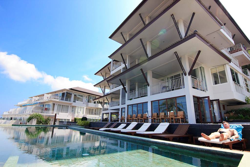 Freehold sea view condo, koh samui