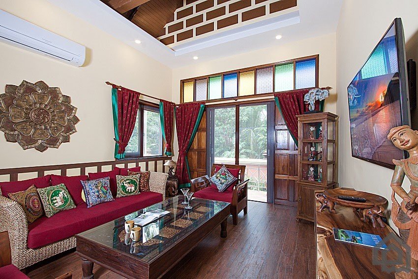 Modern Koh Samui Villa Traditional Style For Sale