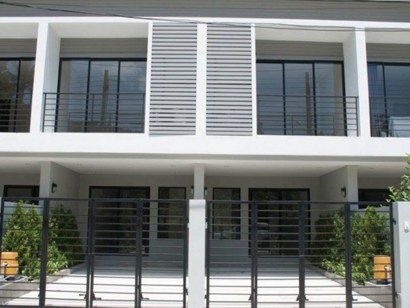 The Seasons, Koh Samui - Modern Townhouses For Sale