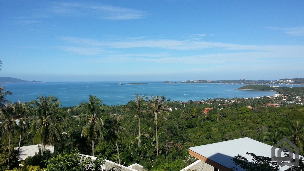 Modern Bophut Villa For Sale on Koh Samui