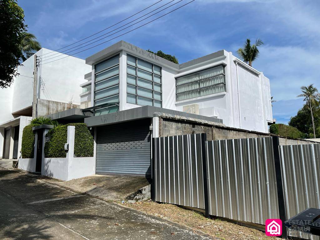 modern bangrak pool villa, koh samui