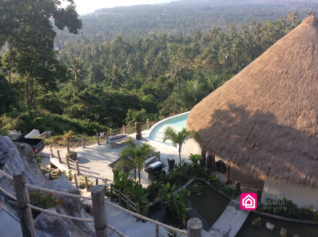 Balinese villa with pool for sale