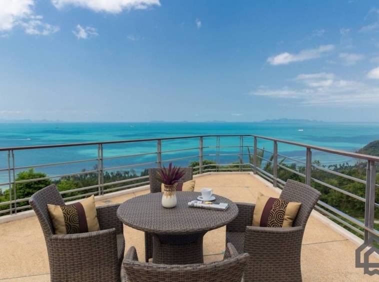 panoramic ocean view villa