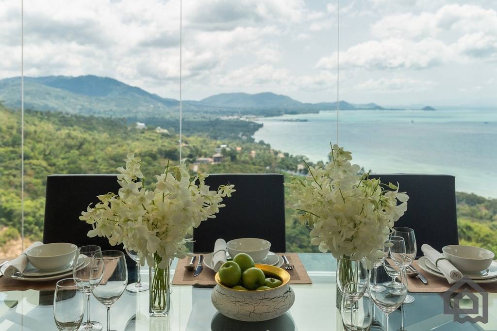 dining table setup