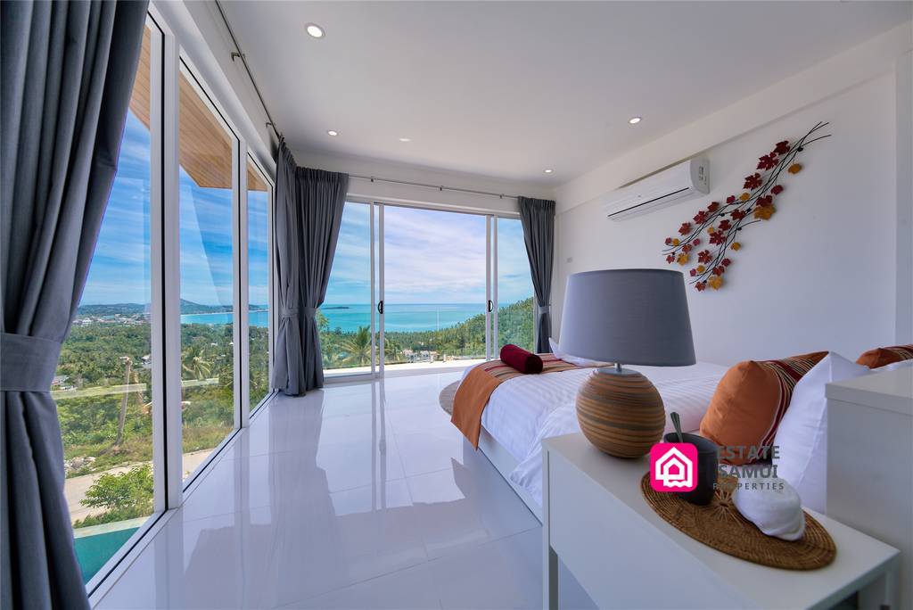 bedroom sea views