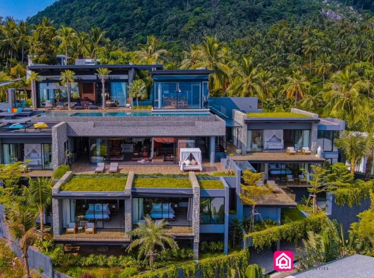extraordinary chaweng villa for sale
