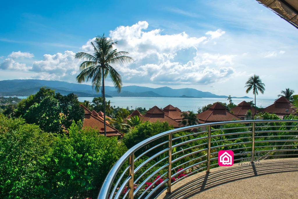 sea view beachside villa for sale