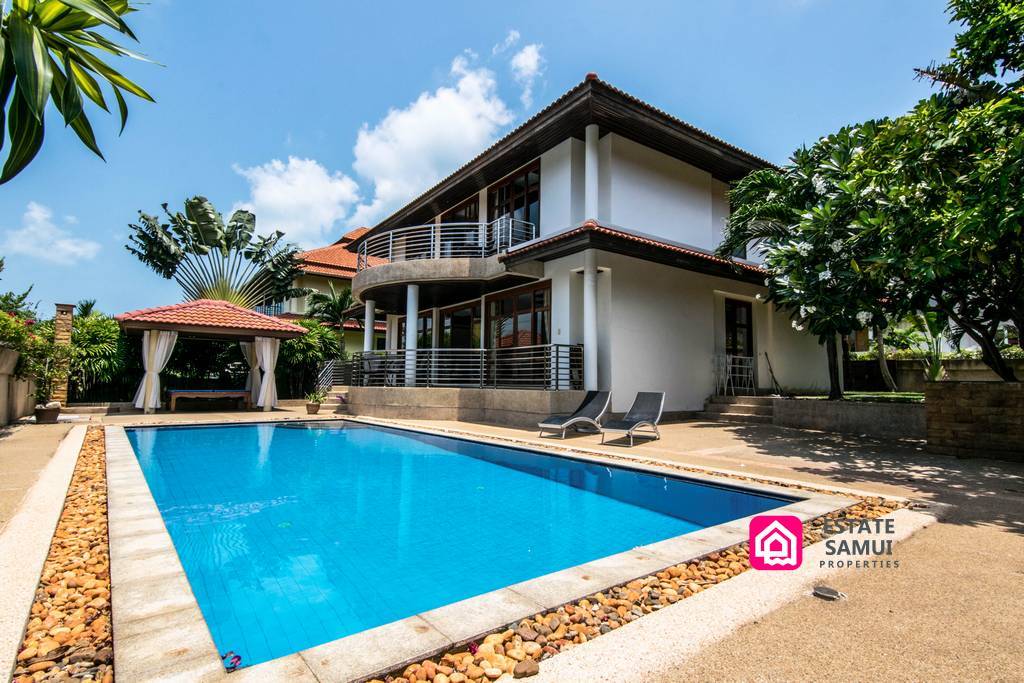 tongson bay villa for sale