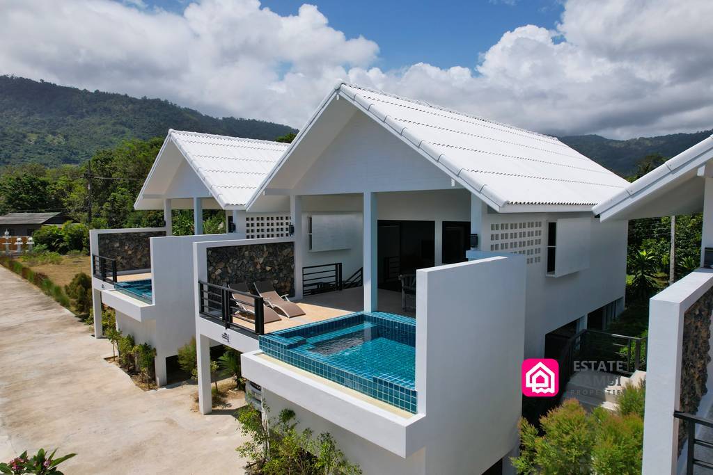 plunge pool bungalows