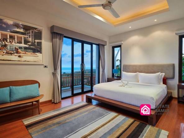 bedroom details