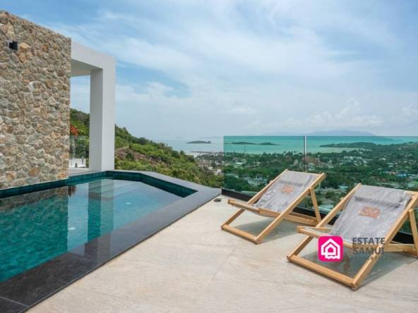 sea view pool