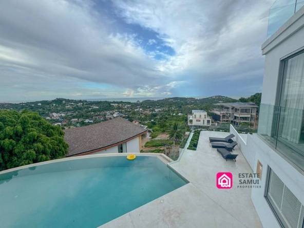 Sea View Apartment
