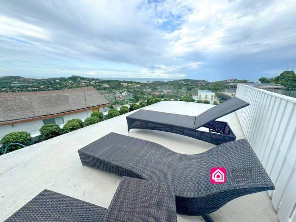 Sea View Apartment