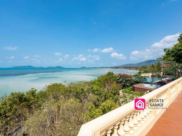 Expansive Beach Front Villa