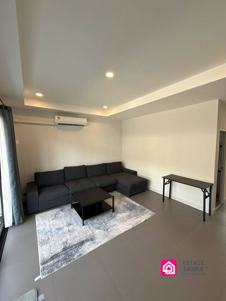 Modern Bophut Town House