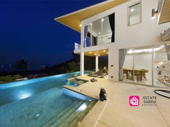 Cozy Sea View Villa for Sale