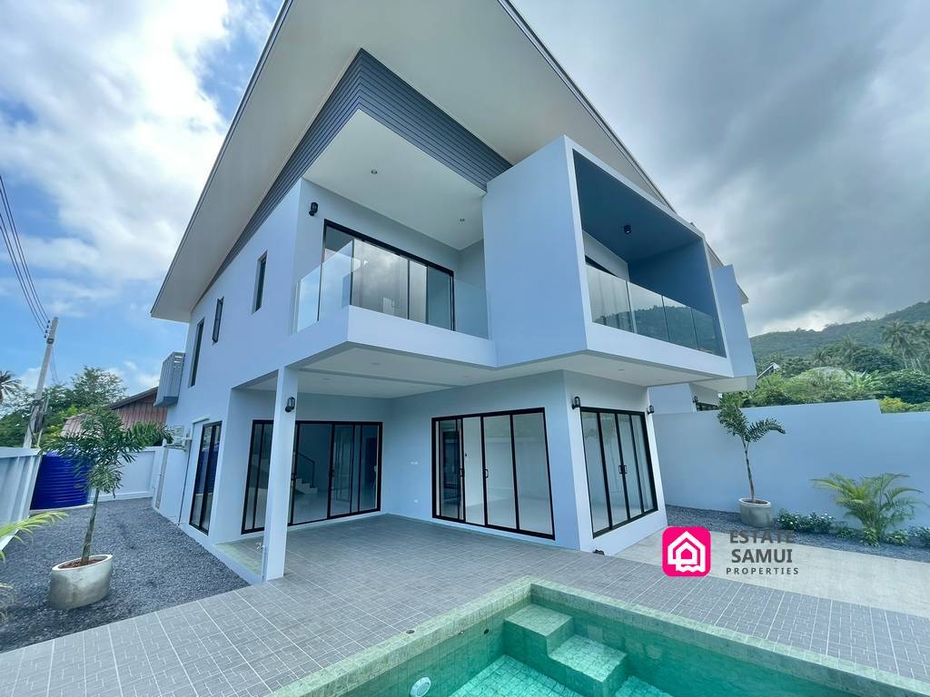 Maenam Modern Pool Villas