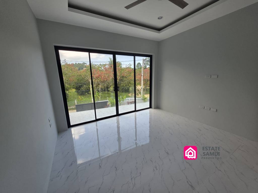 Maenam Modern Pool Villas