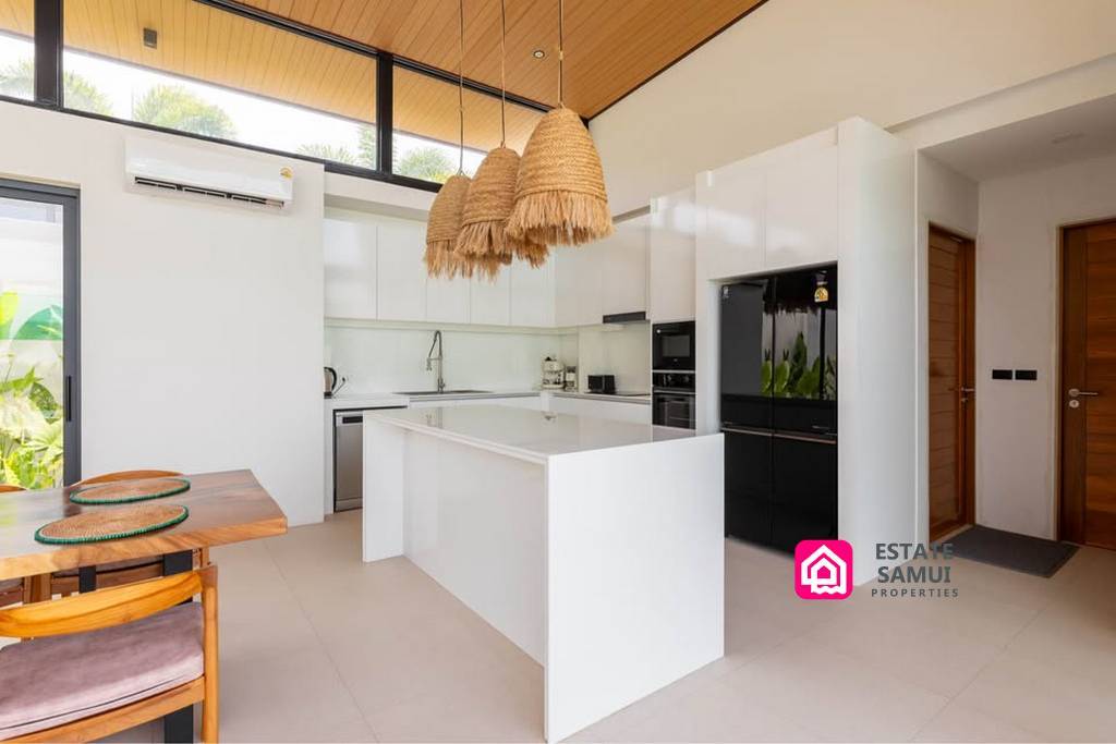 Contemporary Bophut Pool Villa