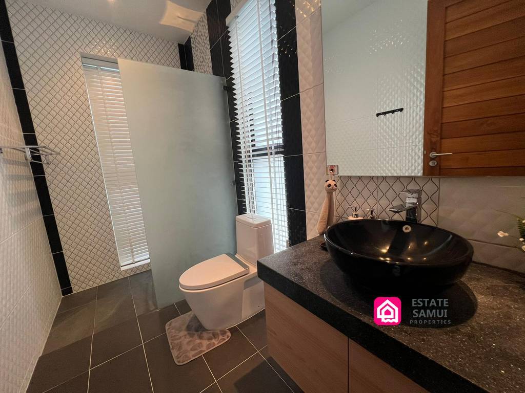 Maenam Mountain View Villa