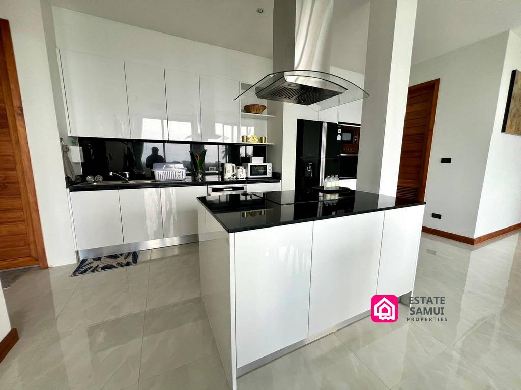 Maenam Mountain View Villa