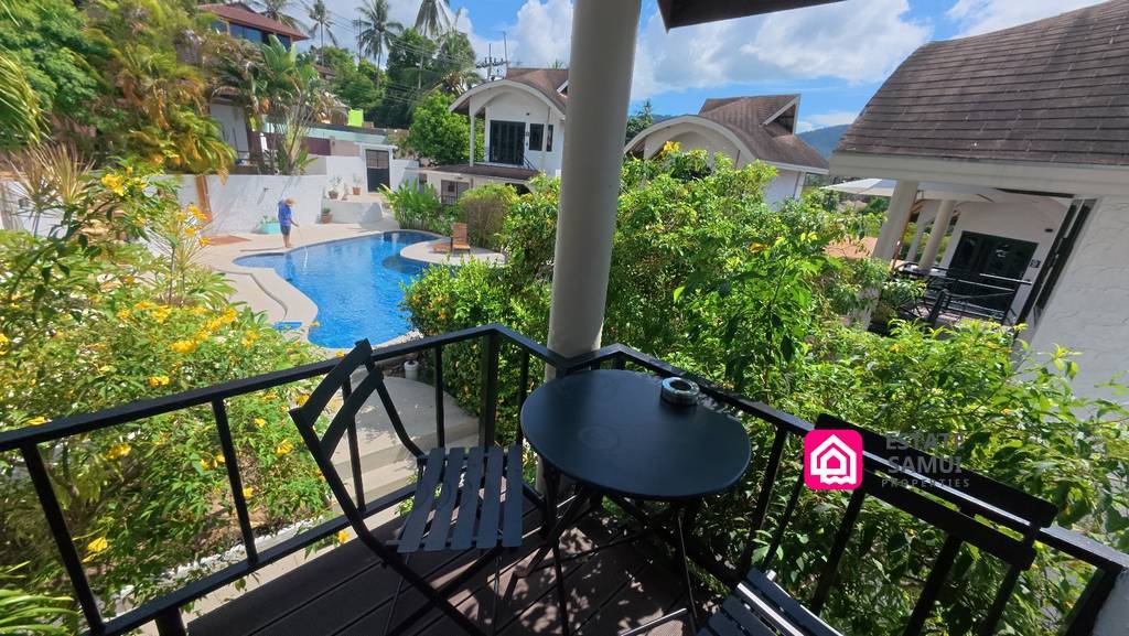 Expansive Renovated Resort For Sale