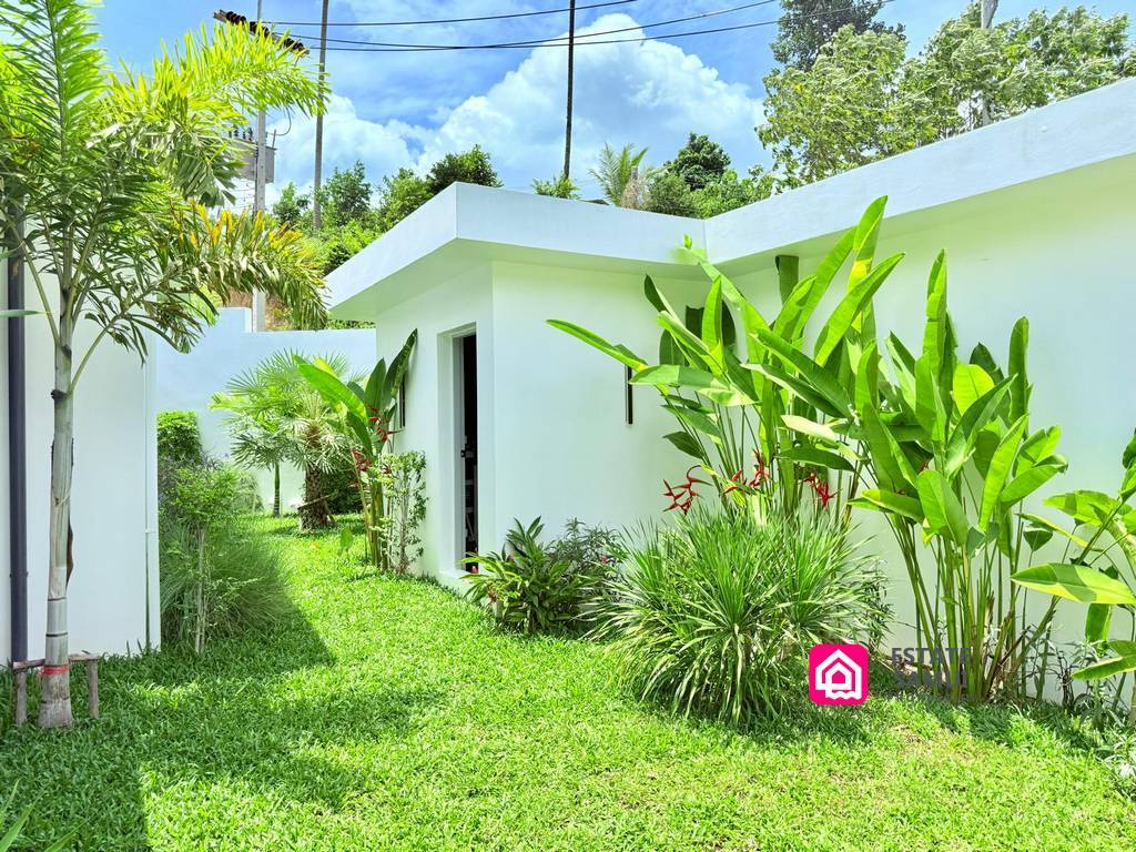 Modern Peaceful Pool Villa