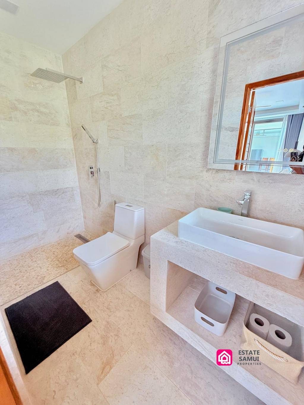 Modern Peaceful Pool Villa