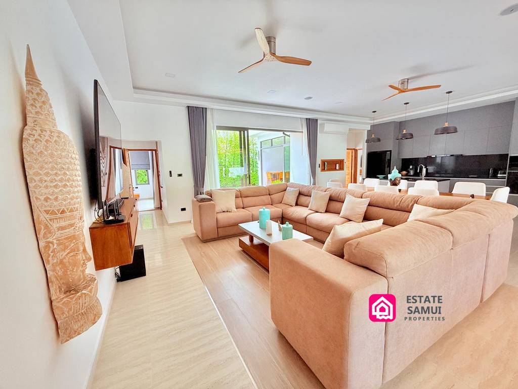 Modern Peaceful Pool Villa