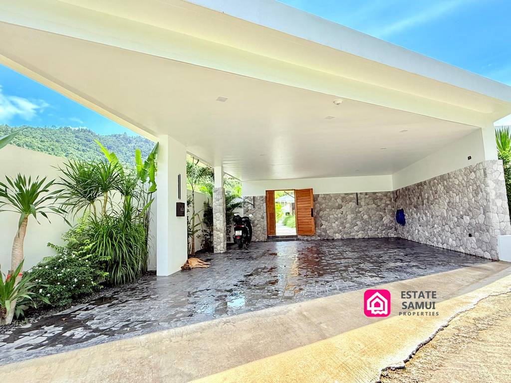 Modern Peaceful Pool Villa