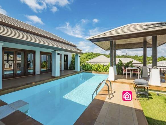 Cozy Cheong Mon Villa