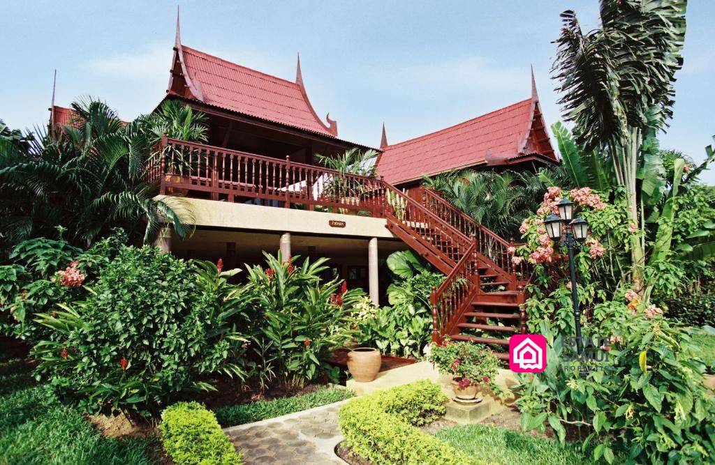 Authentic Bophut Resort For Sale