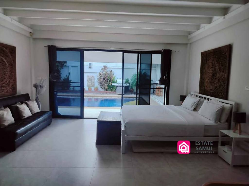 Cozy Lamai Pool Villa For Sale