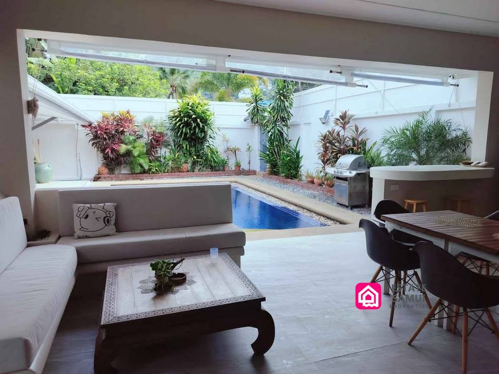 Cozy Lamai Pool Villa For Sale