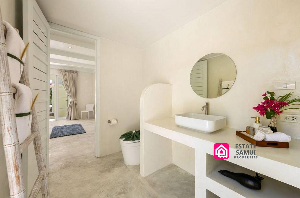 Newly Renovated Pool Villa