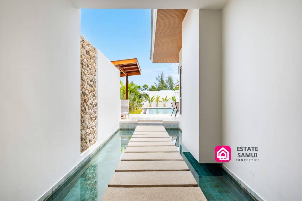 Modern Tropical Pool Villa