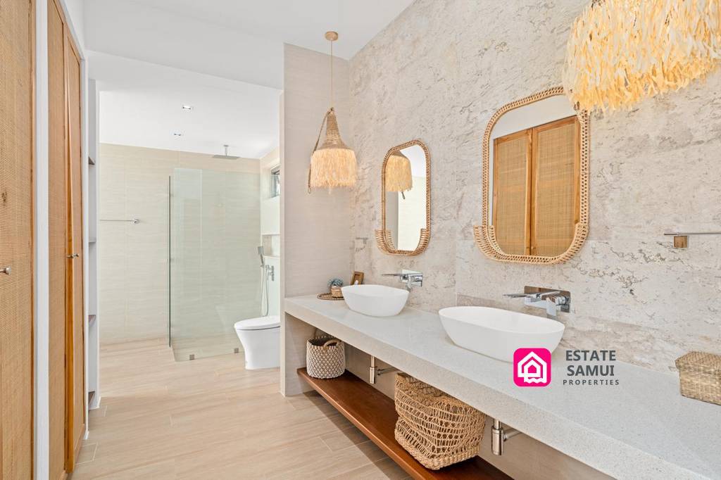 Modern Tropical Pool Villa