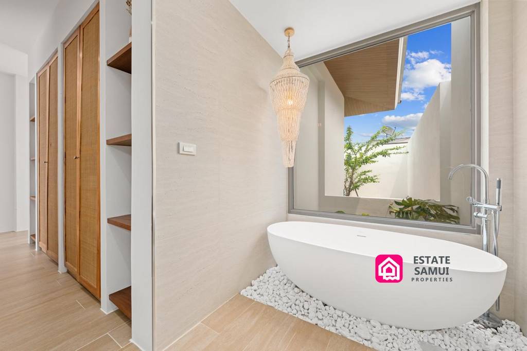 Modern Tropical Pool Villa