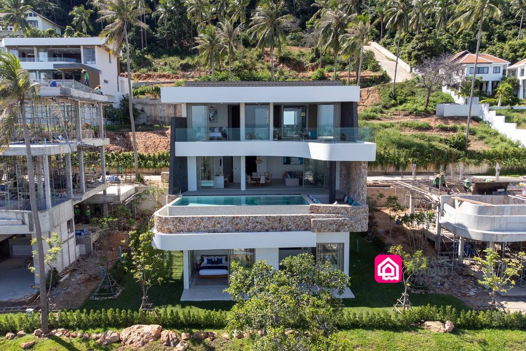 Bang Por Modern Villa