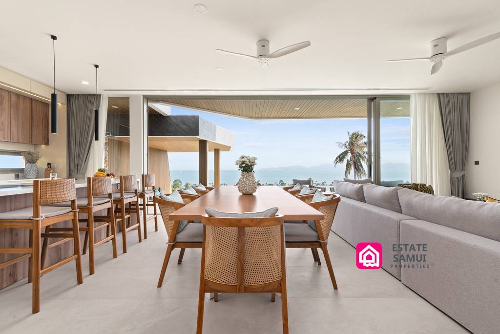 Expansive Sea View Villa