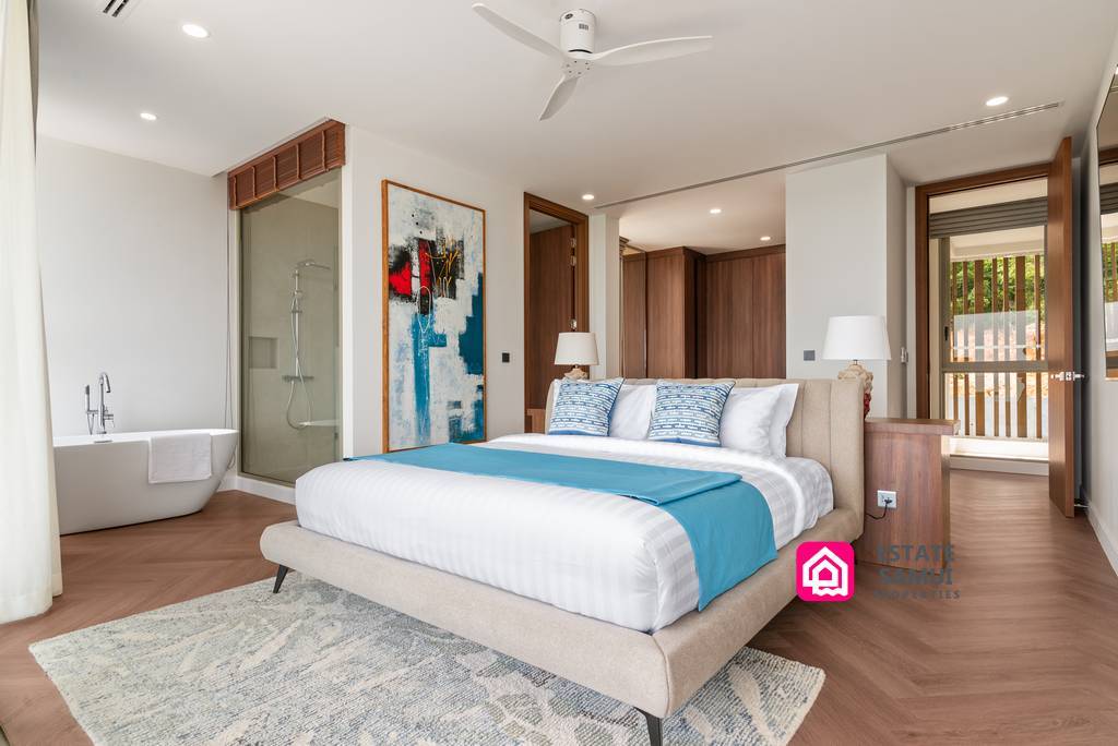 Expansive Sea View Villa