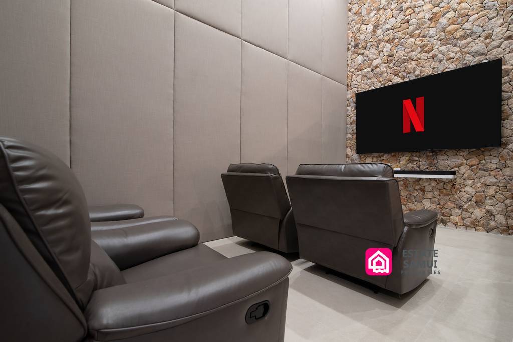 Expansive Sea View Villa