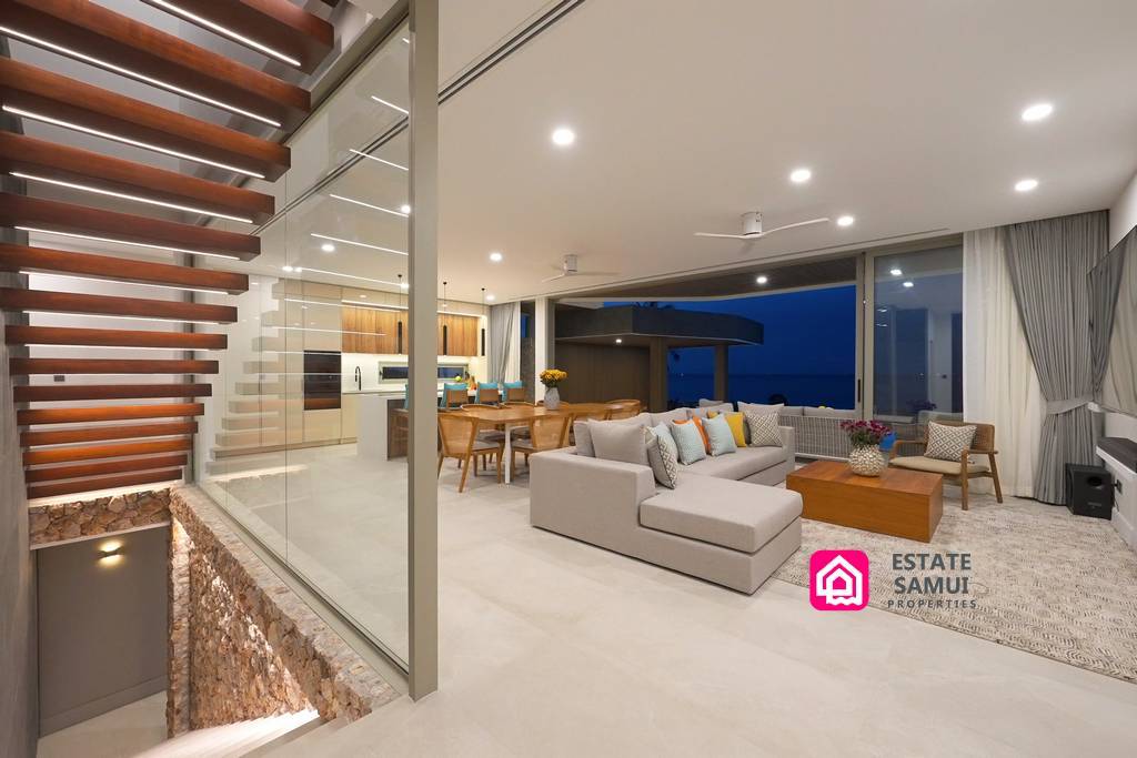 Expansive Sea View Villa