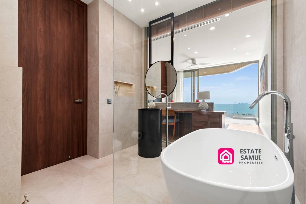 Expansive Sea View Villa