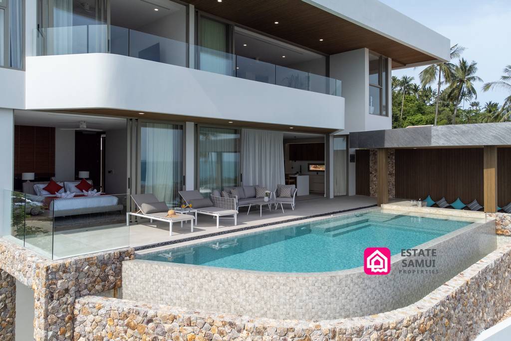 Expansive Sea View Villa