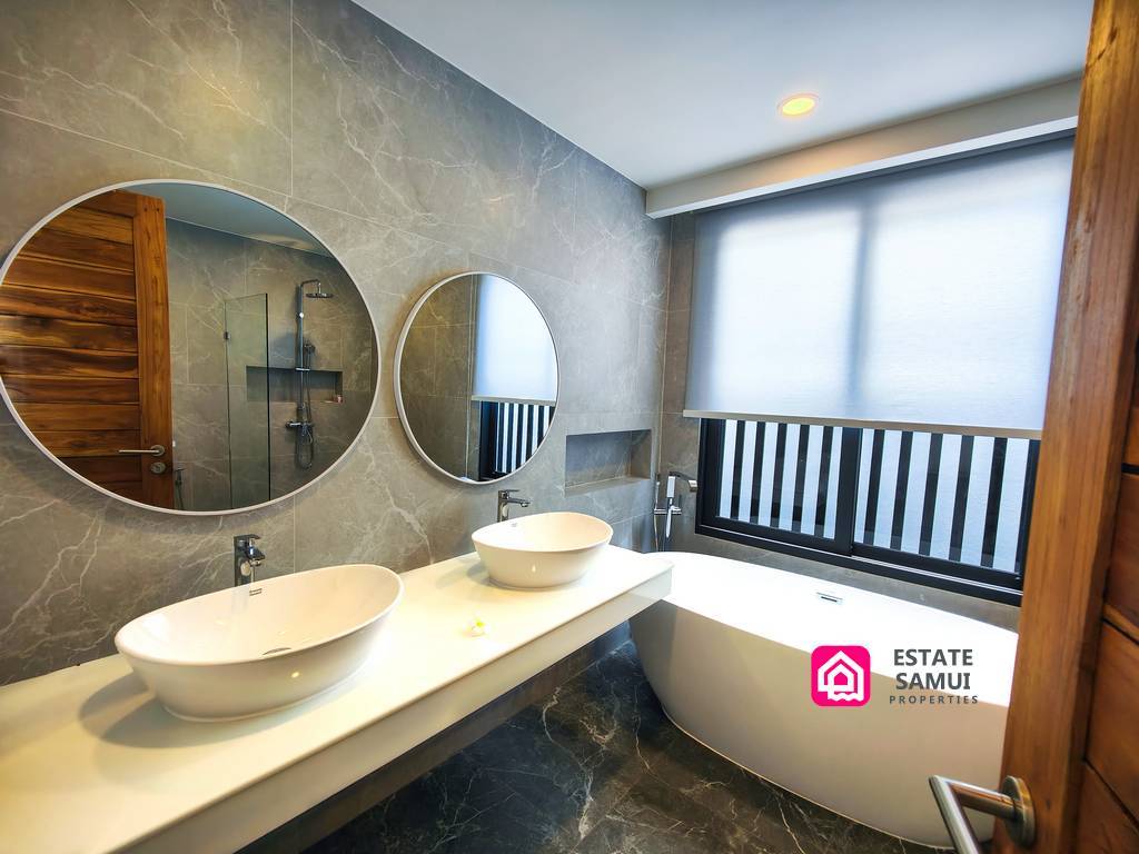 Modern Lamai Pool Villa