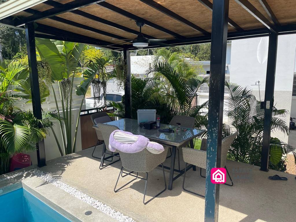 Cozy Pool Villa For Sale