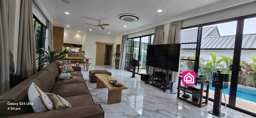 Cozy Pool Villa For Sale