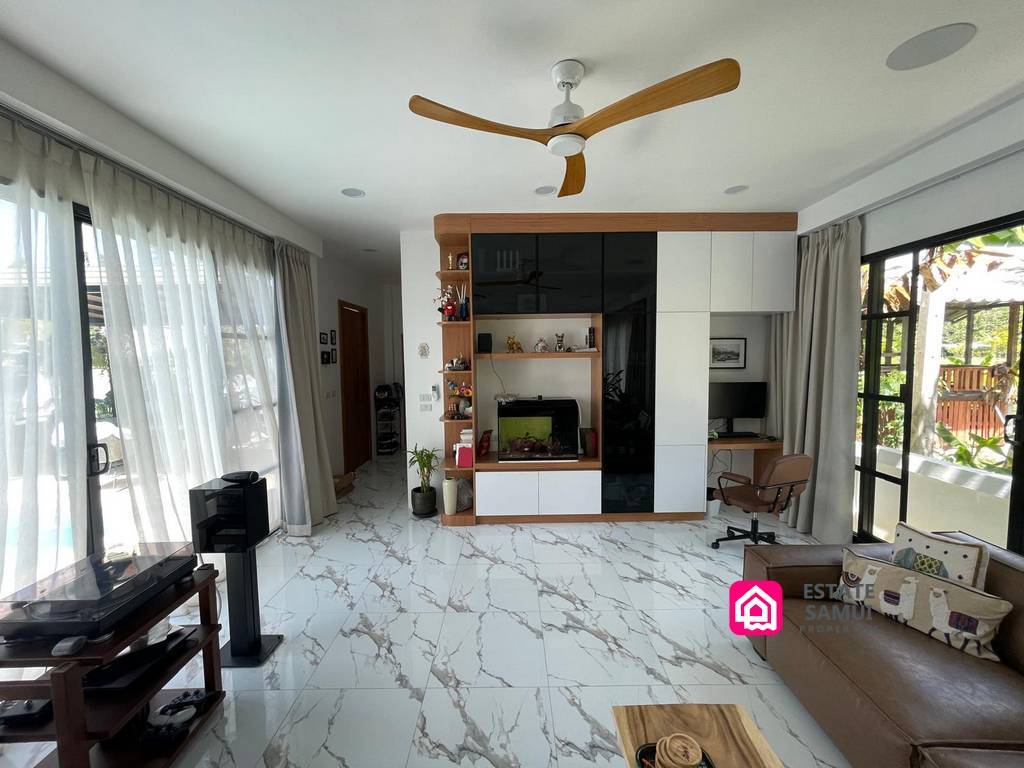 Cozy Pool Villa For Sale