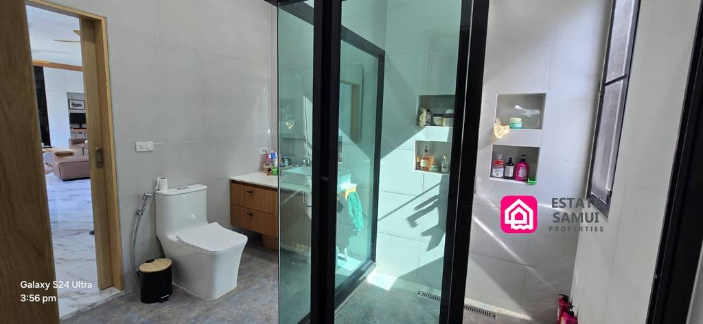 Cozy Pool Villa For Sale